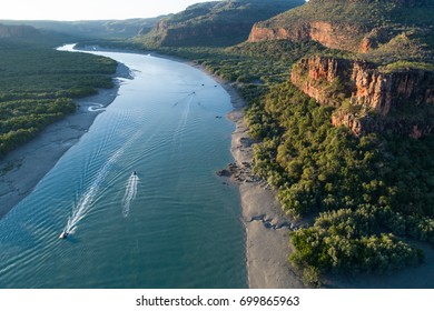  Cruising, Porosus Creek, Hunter River, Prince Frederick Harbour