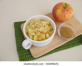 Crumble Mug Cake With Apple And Cinnamon Sugar