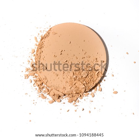 Crushed pressed face powder disc