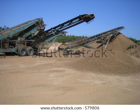 Crusher and screener on site at gravel pit