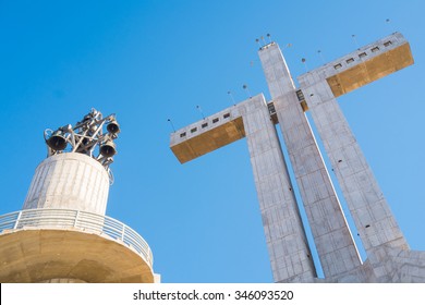 25 Cruz Del Tercer Milenio Images, Stock Photos & Vectors | Shutterstock