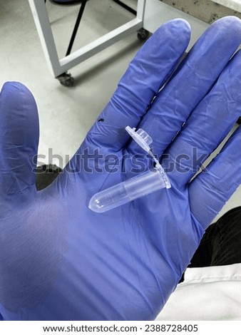 Cryovials for lab user or researcher