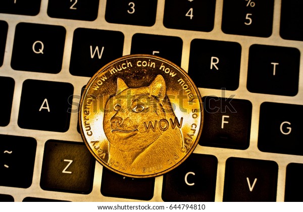 cryptocurrency physical gold dogecoin money 600w 644794810