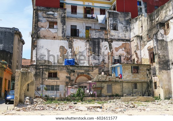 Cuba Havana 07 April 2016 Poor Stock Photo (Edit Now) 602611577