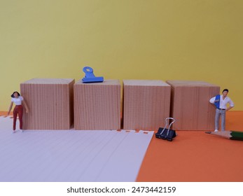 cube, block, text space, copy space, four, background, eye-catching image, simple