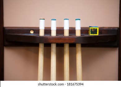 Cues and chalk for billiards