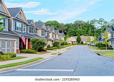 CUMMING, GEORGIA - June 25, 2022: The Housing Market Is Facing A New Boom In Growth Thanks To The Aging Baby-boomer Population And The Desire For Over-55 And Assisted Living Communities.