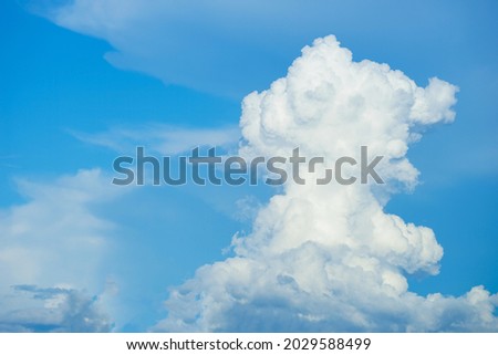 Cumulonimbus is a dense towering vertical, these clouds may be referred to as thunderheads. Cumulonimbus can form alone, in clusters, or along cold front squall lines                          