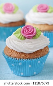 Cup Cakes With Pink Marzipan Rose