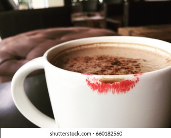 coffee cup with lip