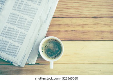 41,324 Newspapers Coffee Images, Stock Photos & Vectors | Shutterstock