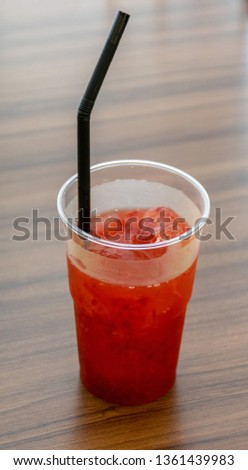 cup of strawberry capivodka