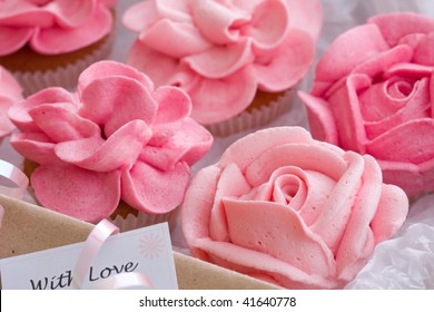 Cupcake gift box - Powered by Shutterstock