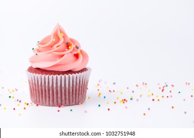 200,788 Pink cupcakes Images, Stock Photos & Vectors | Shutterstock