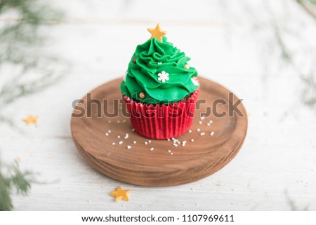 cupcake christmas tree