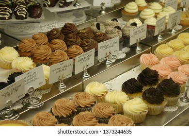 cupcakes in the store