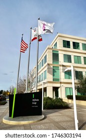 Cupertino, CA - NOV/28/2016 : Apple Infinite Loop/Apple Campus