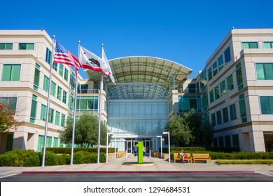 Cupertino, USA - September 10, 2018: Apple Company Campus In Silicone Valley, Infinity Loop One