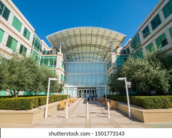 Cupertino, USA - September 10, 2018: Apple Headquarters Campus In Silicone Valley, Infinity Loop One