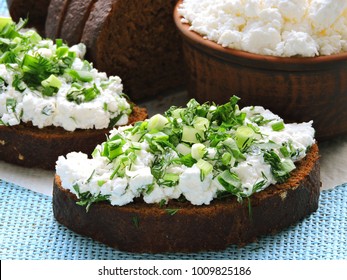 Curd Sandwiches With Fresh Herbs. Fresh Rye Bread With Cottage Cheese And Green Herbs. Concept Proper Snack. 