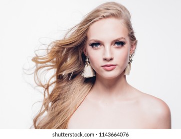 1,911,405 Woman with blonde hair Images, Stock Photos & Vectors ...