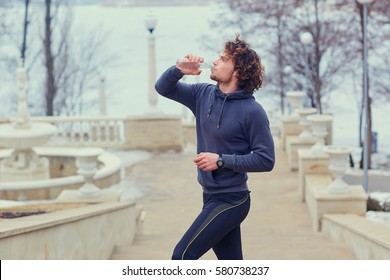 80,321 Water Man Running Images, Stock Photos & Vectors | Shutterstock