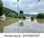 Current flood situation on the Danube near Lohstadt-Gundelshausen on June 3, 2024. According to the district office, reporting level 4 will be far exceeded. Lohstadt-Gundelshausen, Bavaria, Germany.