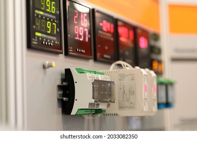 Current, voltage, and frequency digital meters and converters for the control of main parameters of electric power. Selective focus.