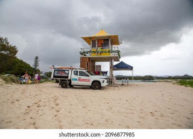 Currumbin, Queensland Australia, 27 December 27 2021: Lifeguard Tower at Currumbin Alley surf beach