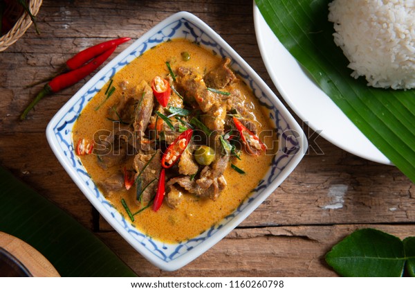 Curry with Beef Recipe (Panang Neua). Thai food\
Beef peanut-coconut cream\
curry.