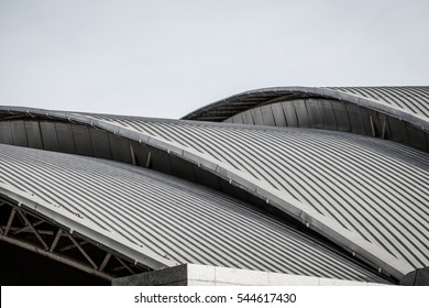 Curve metal roof