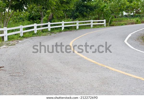 curve road in the\
mountain