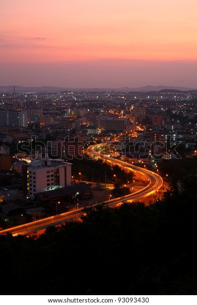 Curve road in Pattaya city in the early morning\
hours, famous place in\
thailand