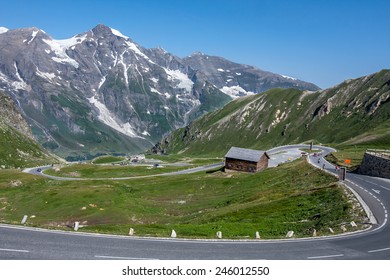 Curved road in rossglockner High Alpine Road
