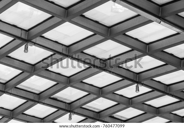 Curved Skylight Glass Roof Ceiling Dome Stockfoto Jetzt