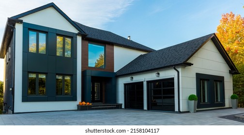 Custom built luxury house in the suburbs of Toronto, Canada - Shutterstock ID 2158104117