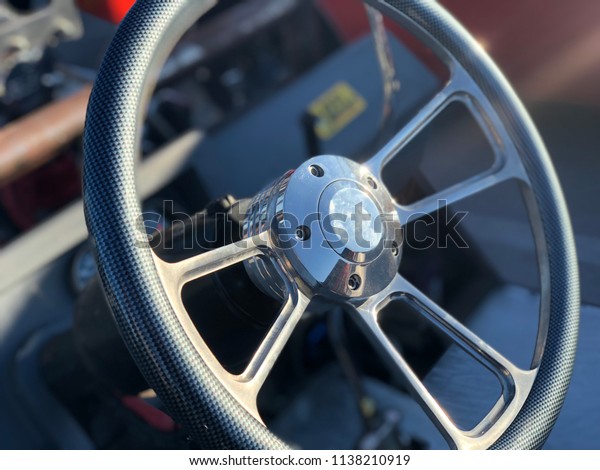 Custom Hot Rod - Steering\
Wheel
