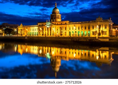 The Custom House In Dublin, Ireland