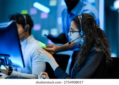 Customer experience executive executing retention strategy via omnichannel communication. Professional female agent articulating service value proposition.