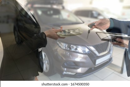 customer giving us money seller for sale or rent new car .