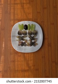 cut grapes for kids photo