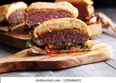 1,390 Burger cut into half Images, Stock Photos & Vectors | Shutterstock