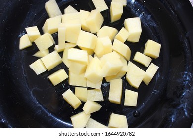 
Cut peeled potatoes into large cubes
