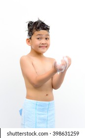 Cute Asian Thai Boy Are Take Shower 