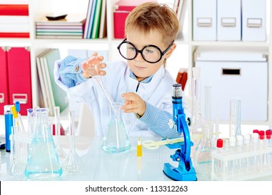 Cute Boy Making Science Experiments Laboratory Stock Photo 113312263 ...