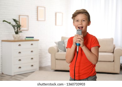 4,033 Kid mic Images, Stock Photos & Vectors | Shutterstock