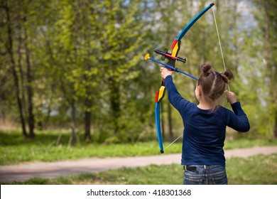 2,795 Kid archery Images, Stock Photos & Vectors | Shutterstock