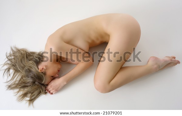 Cute Girl Posing Naked