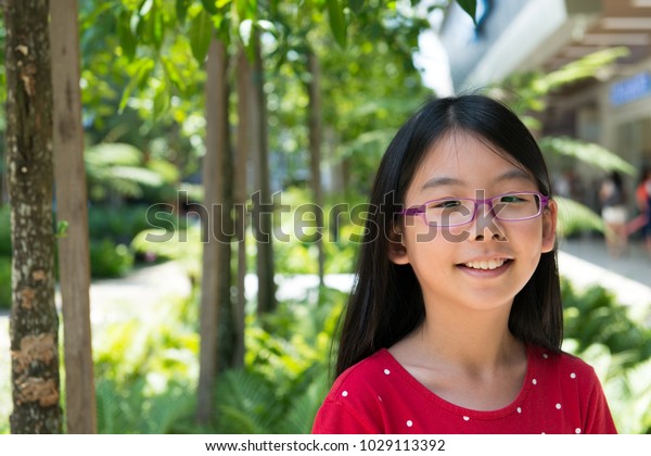 Cute Young Asian Girls