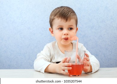 521,331 Drinking Red Juice Images, Stock Photos & Vectors | Shutterstock